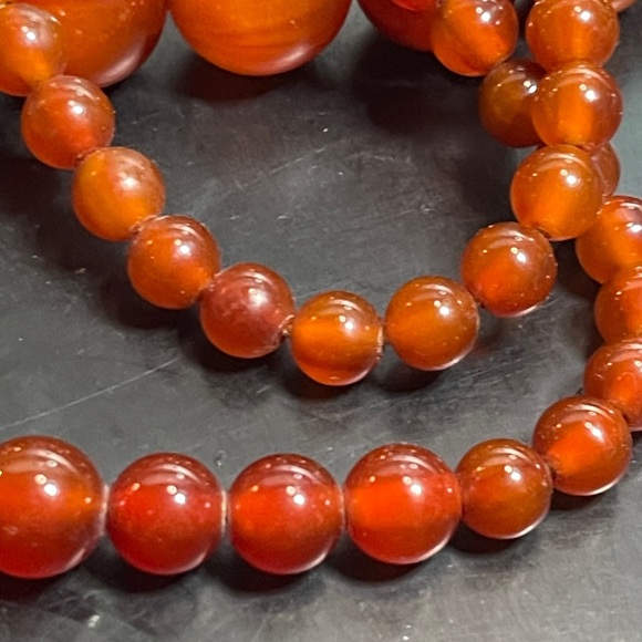 Honey Amber 30” graduated Necklace - Picture 6 of 16